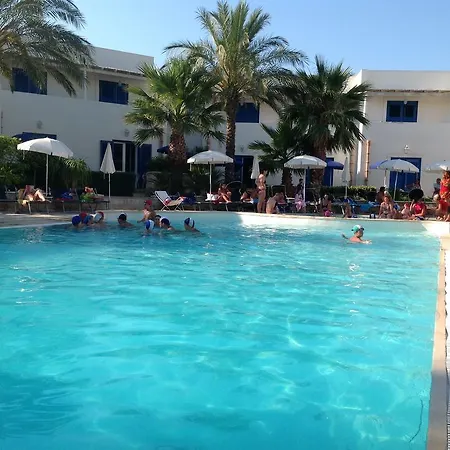 Favignana Lejlighedshotel 3*