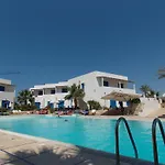Residence Favignana מלון דירות 3*